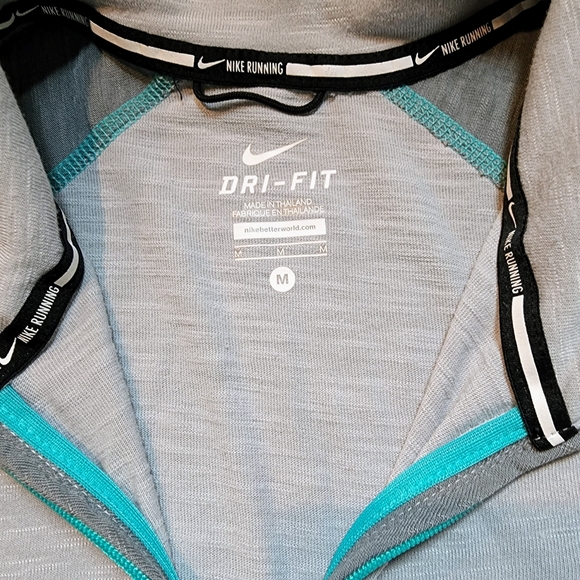 Nike Men's Dri-FIT 1/4 Zip Running Shirt - Picture 3 of 11